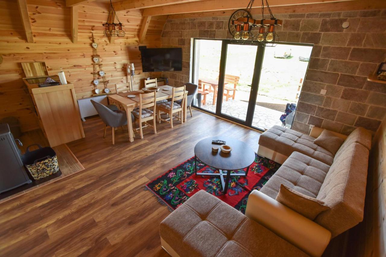 זבליאק Guest House Max מראה חיצוני תמונה
